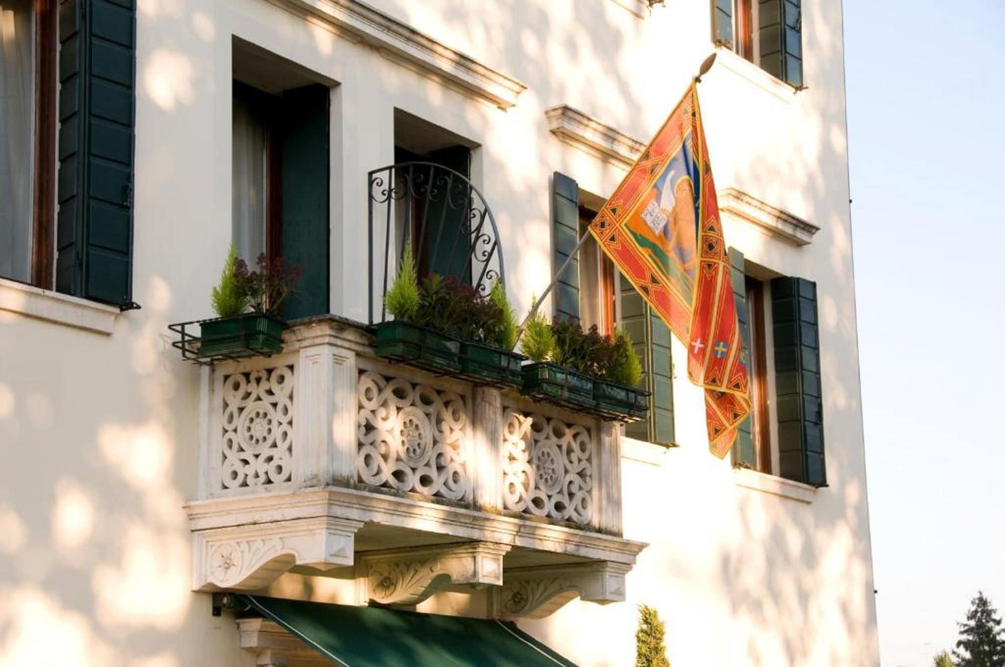 Hotel Scala Treviso Exterior photo